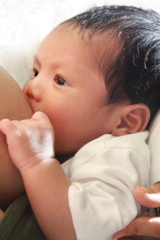 15 Tips On Breastfeeding