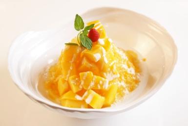 shaved-ice-with-diced-mango-at-tunglok